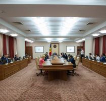 Persoanele cu dizabilități severe vor beneficia de serviciul de îngrijire socială la domiciliu și alocație pentru îngrijire, însoţire şi supraveghere