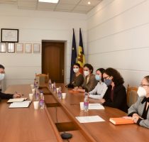Combaterea violenței în familie și promovarea drepturilor femeilor și copiilor victime ale violenței, o prioritate pe agenda Ministerului Muncii și Protecției Sociale