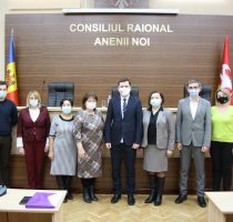 Continuă dialogul cu structurile de asistență socială la nivel local pentru a identifica principalele obiective de dezvoltare în domeniu