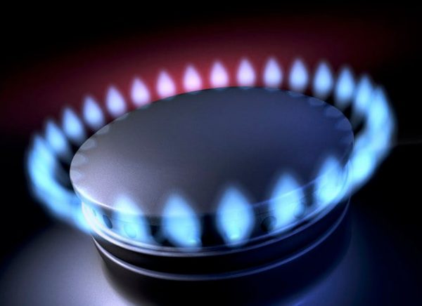 Proiectul care prevede compensații pentru consumul gazului natural și energiei termice pentru cetățeni, votat în lectură finală