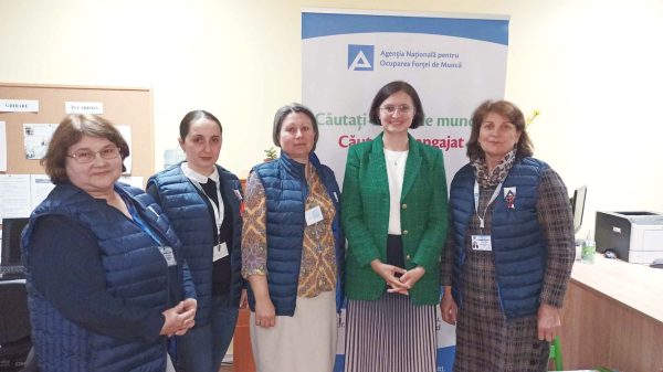 Realizarea indicatorilor și a obiectivelor privind plasarea șomerilor în câmpul muncii au fost discutate cu angajații Direcției Ocuparea Forței de Muncă Călărași