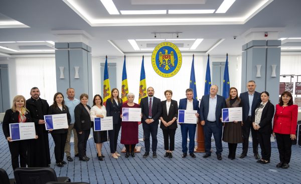 Au fost premiați câștigătorii noii ediții a Programului de Granturi mici în domeniul îmbătrânirii active